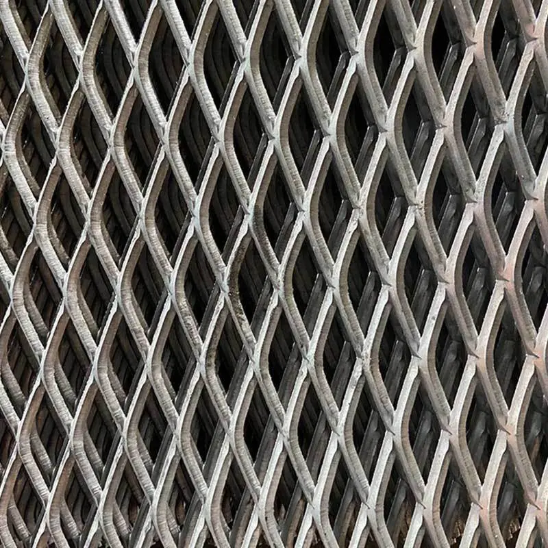 Expanded metal diamond opening for SWD and LWD review